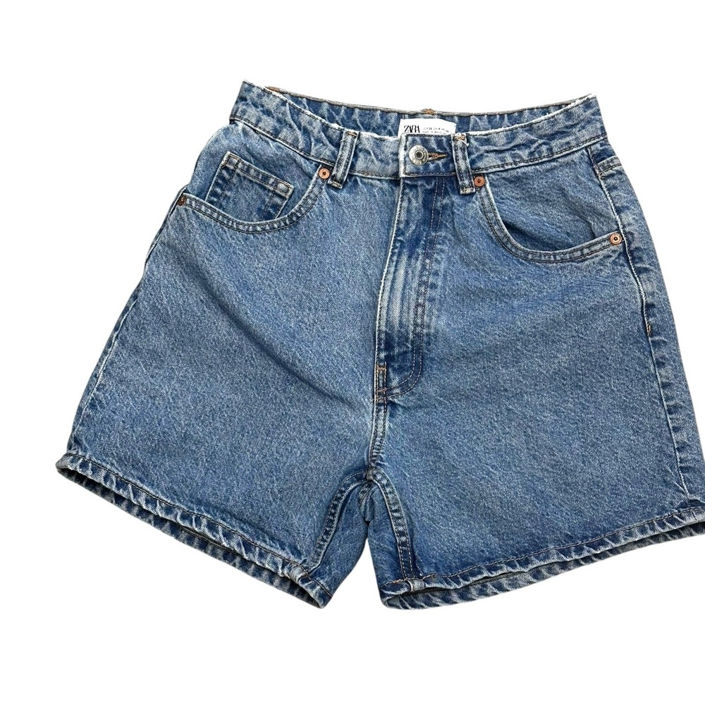ZARA Women's Mom Shorts Blue Medium Wash High Rise Denim Size 4 (26 x 4.5")